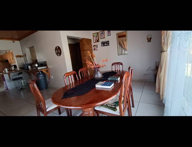 3 BEDROOM HOUSE FOR SALE IN VANDERBIJLPARK CE 5